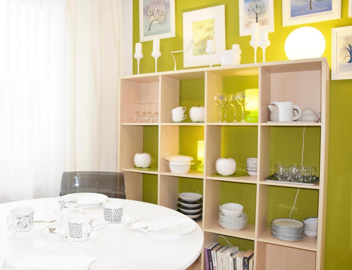 モンス Les Chambourlettes Bed & Breakfast エクステリア 写真